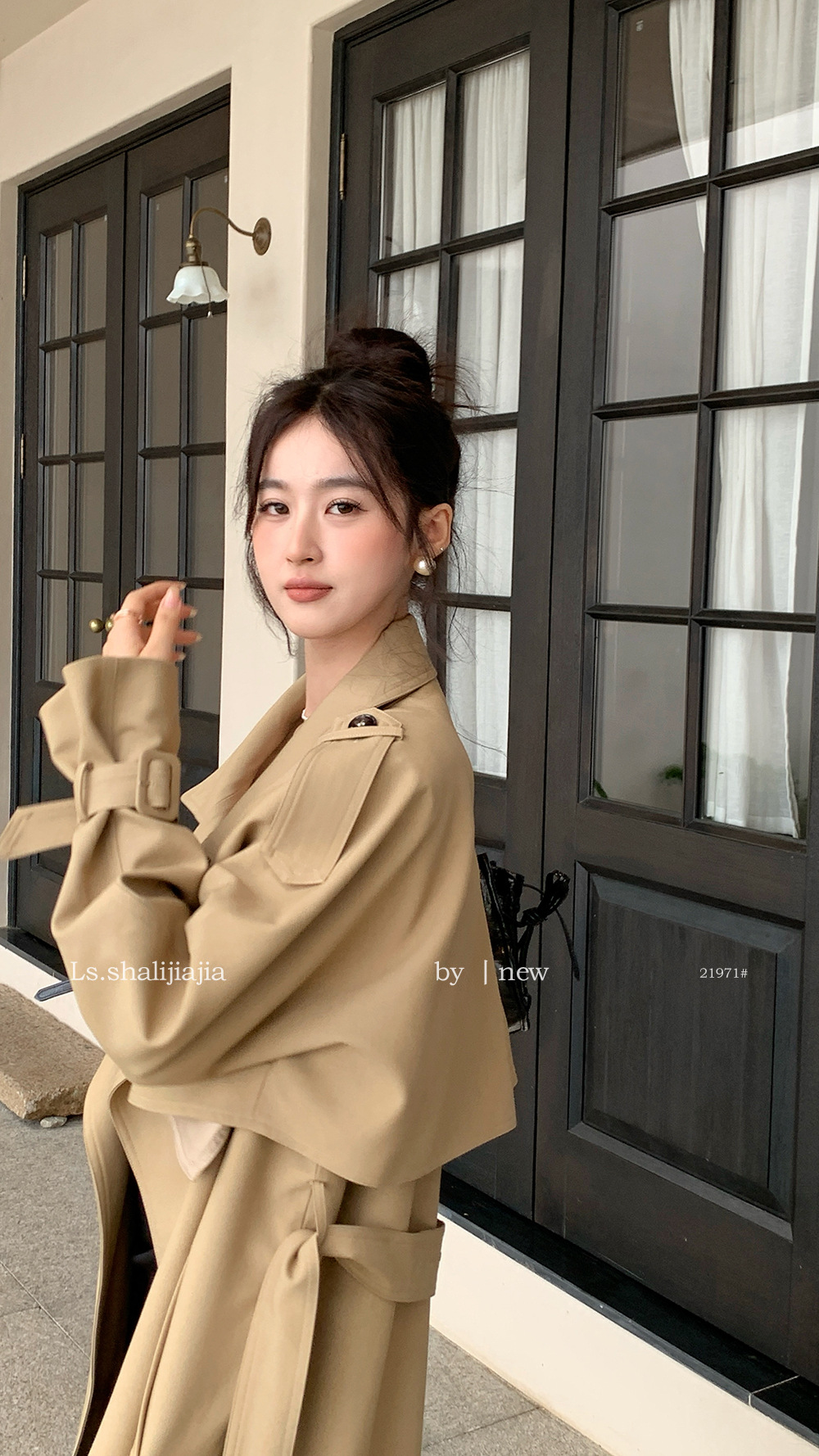 カジュアルデザイントレンチコート