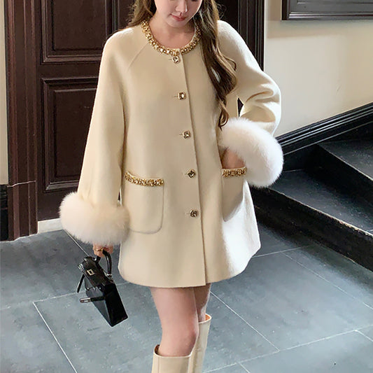 ビジューアクセント×ファー袖ミドルコート