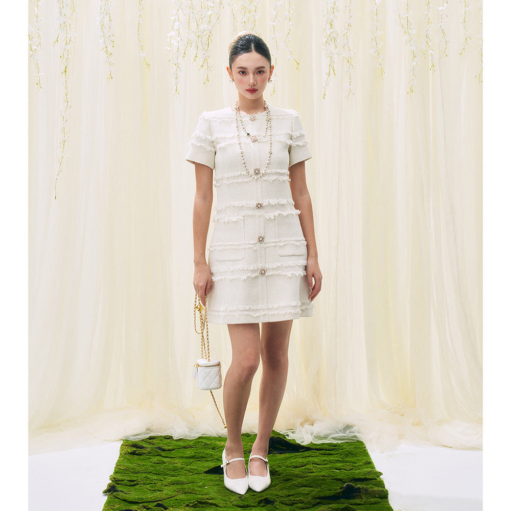 ビジューボタンツイードホワイトリネアワンピース