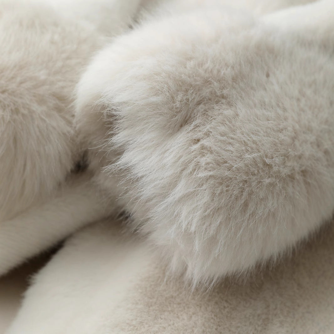 ミドル丈ファーコート